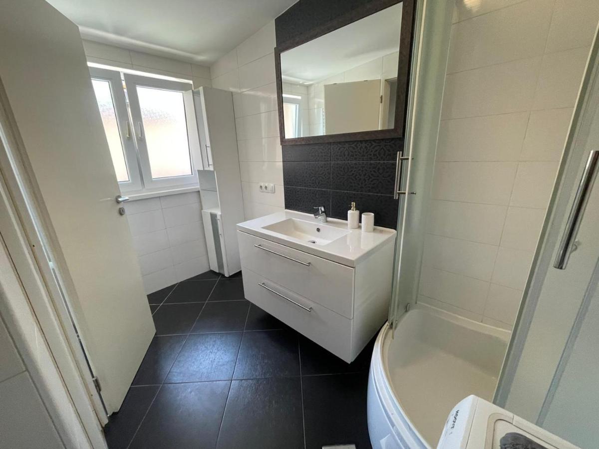 Ferienwohnung Apartman Lila Zagreb Exterior foto